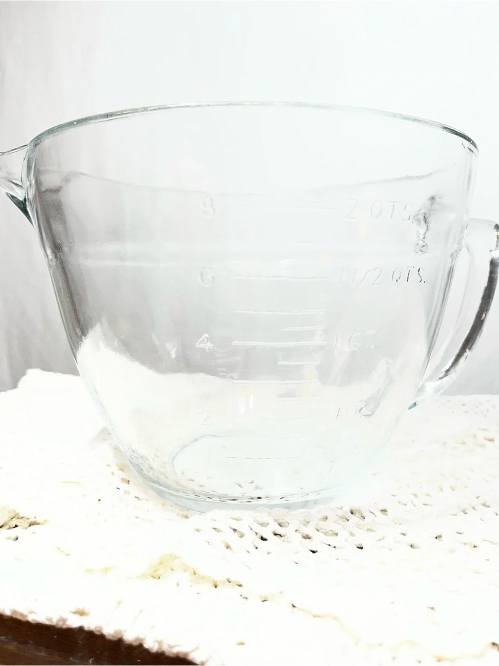 Large Glass Measuring Batter Bowl Heavy Duty 8 Cup 2 Quarts 2000ml Pour Spout